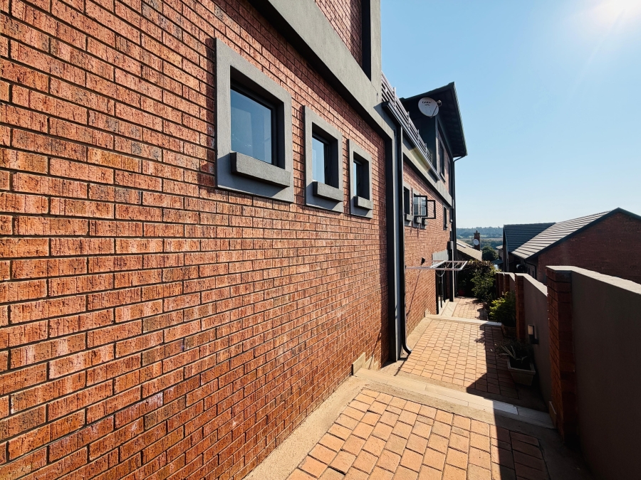 5 Bedroom Property for Sale in Roberts Estate Mpumalanga