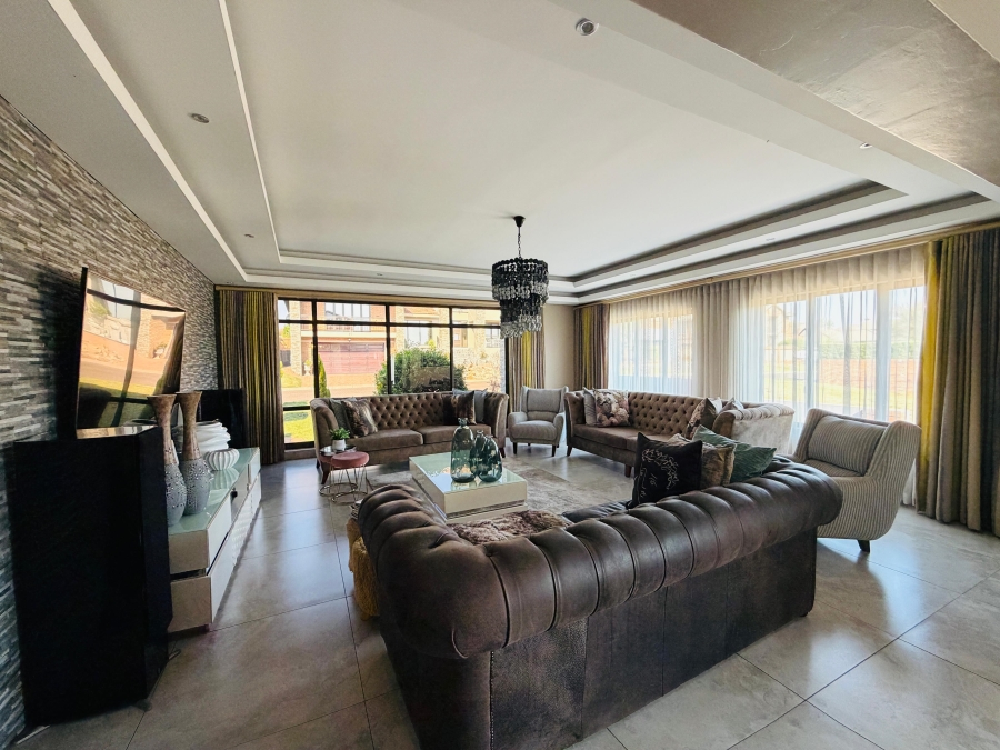 5 Bedroom Property for Sale in Roberts Estate Mpumalanga
