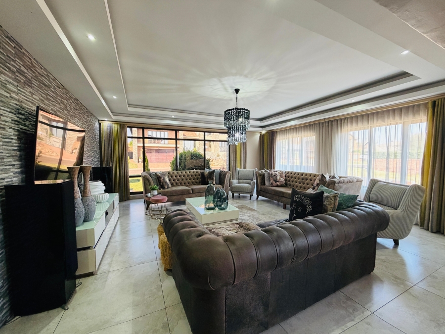 5 Bedroom Property for Sale in Roberts Estate Mpumalanga