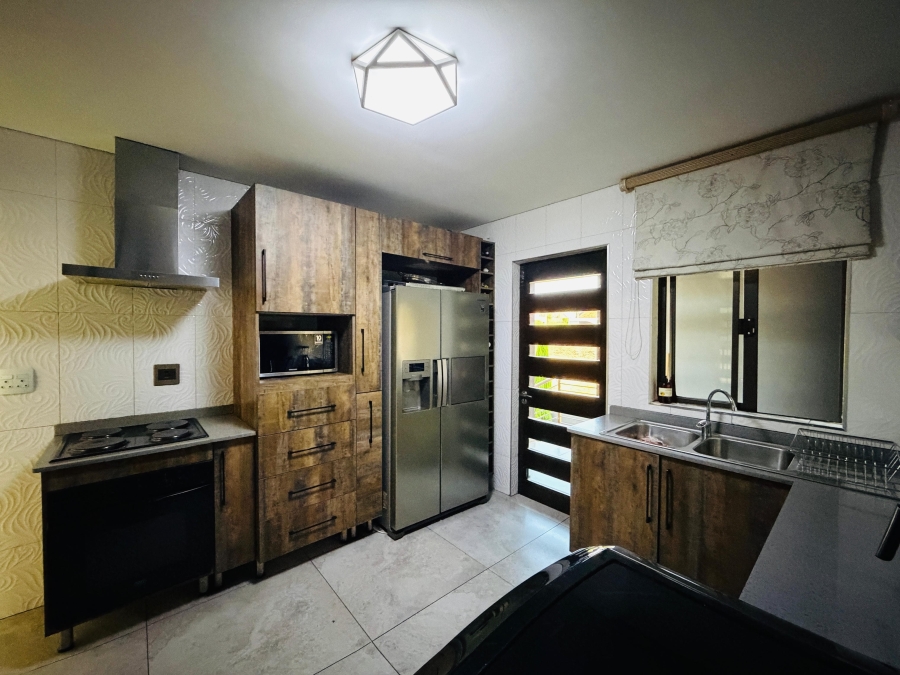5 Bedroom Property for Sale in Roberts Estate Mpumalanga