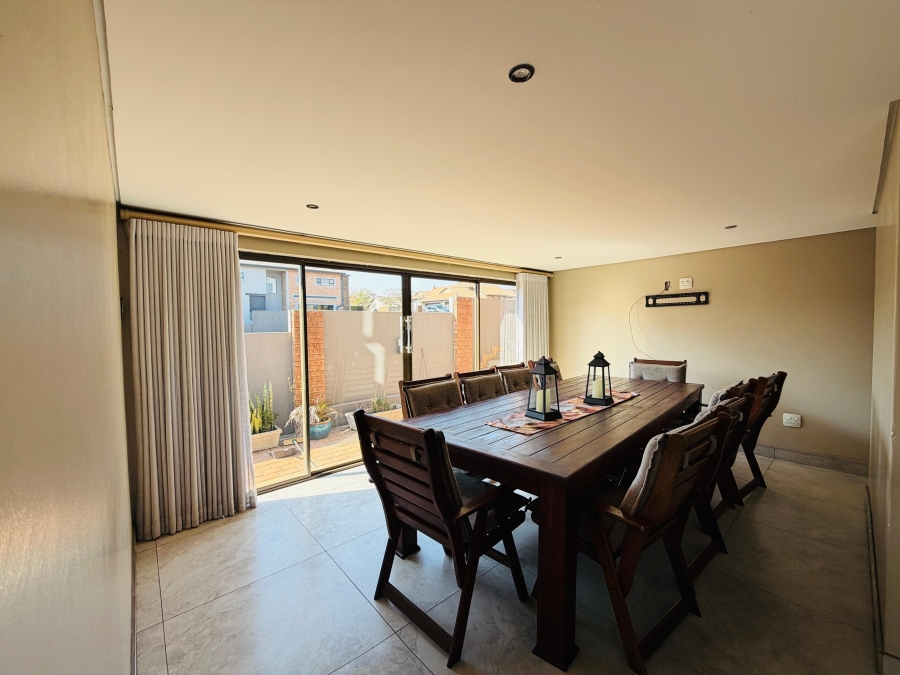 5 Bedroom Property for Sale in Roberts Estate Mpumalanga
