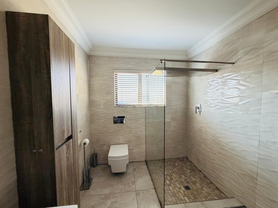 5 Bedroom Property for Sale in Roberts Estate Mpumalanga