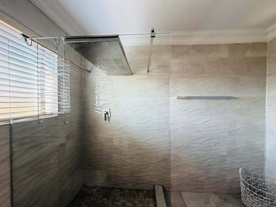 5 Bedroom Property for Sale in Roberts Estate Mpumalanga