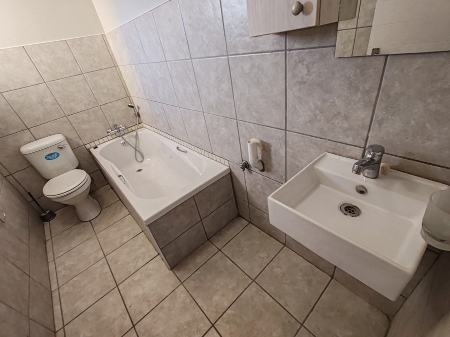 To Let 2 Bedroom Property for Rent in Nelspruit Ext 29 Mpumalanga