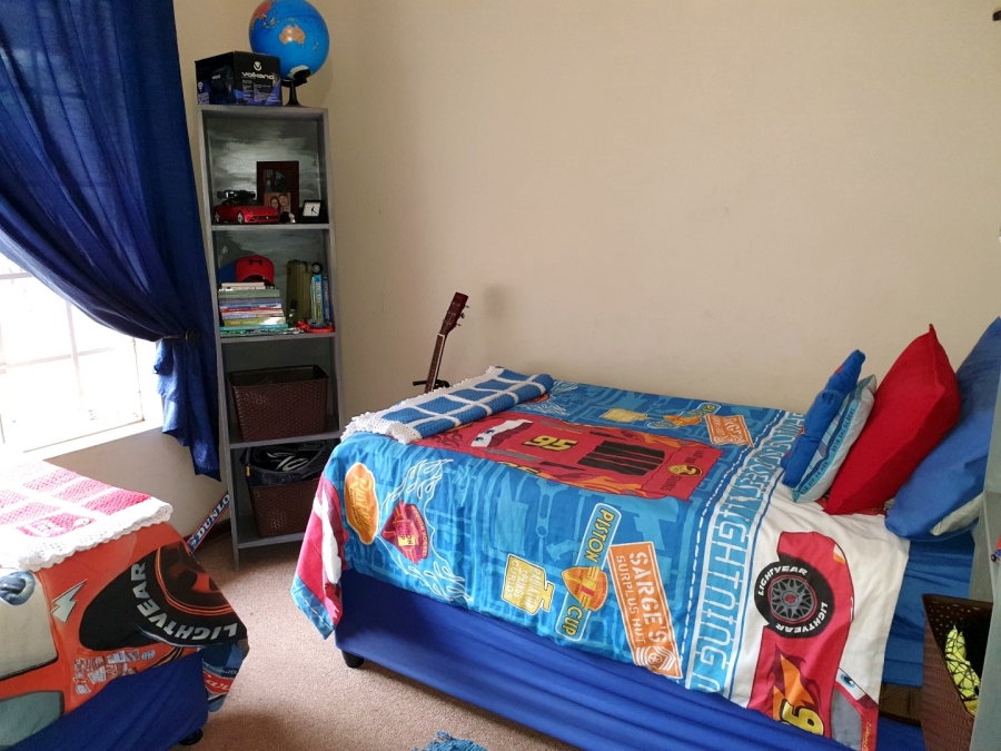 To Let 4 Bedroom Property for Rent in Sonheuwel Mpumalanga