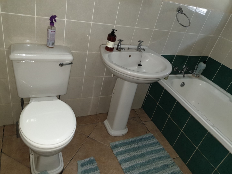 To Let 4 Bedroom Property for Rent in Sonheuwel Mpumalanga