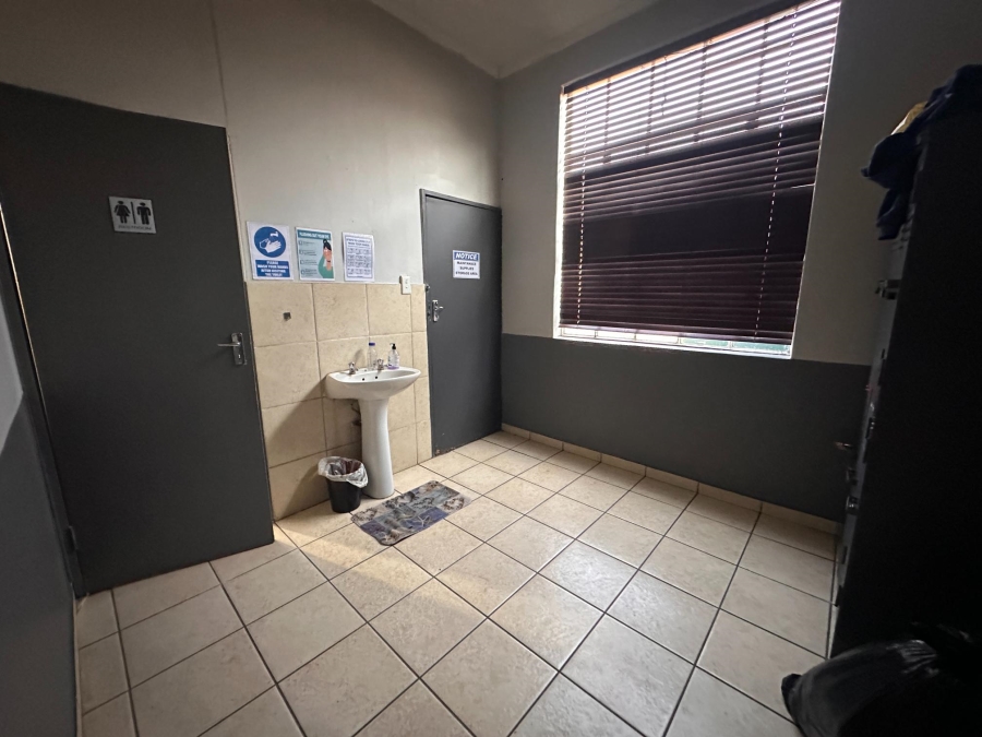 To Let Commercial Property for Rent in Klipfontein Mpumalanga