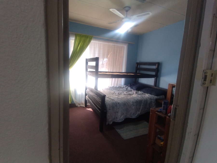 5 Bedroom Property for Sale in Tasbet Park Ext 1 Mpumalanga
