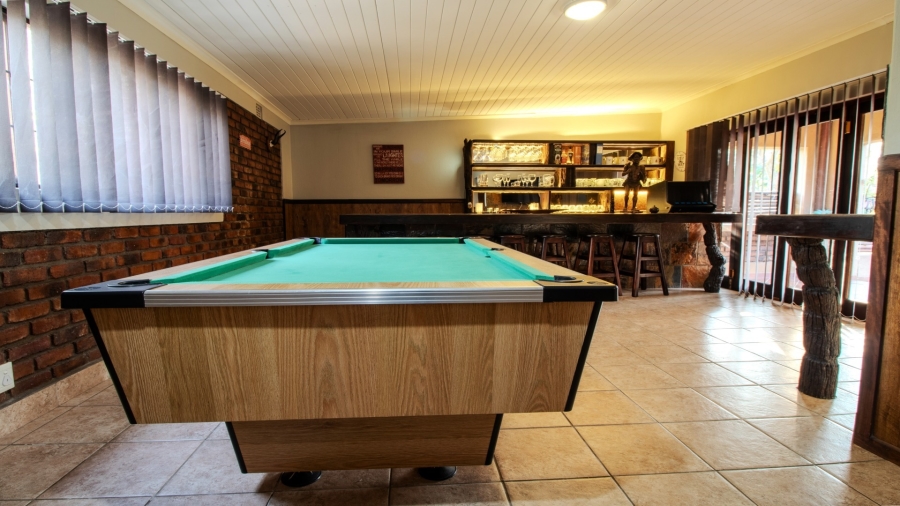 8 Bedroom Property for Sale in Marloth Park Mpumalanga