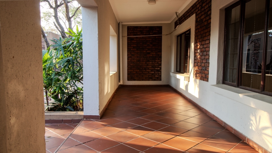 8 Bedroom Property for Sale in Marloth Park Mpumalanga