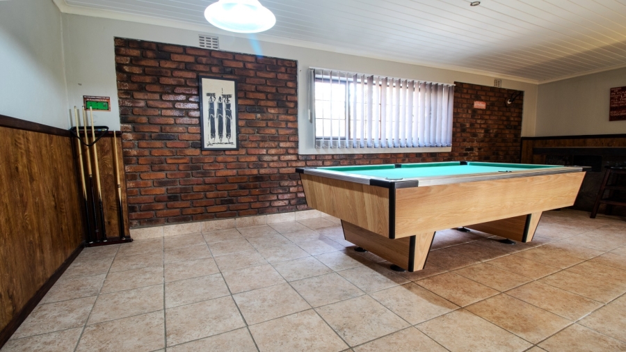 8 Bedroom Property for Sale in Marloth Park Mpumalanga