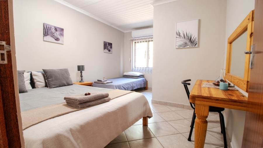 8 Bedroom Property for Sale in Marloth Park Mpumalanga