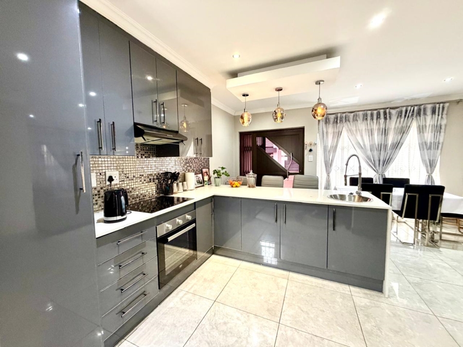 2 Bedroom Property for Sale in Secunda Mpumalanga