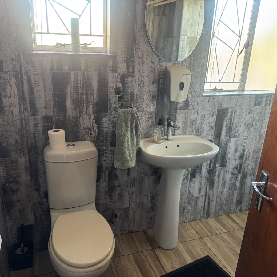 7 Bedroom Property for Sale in Model Park Mpumalanga