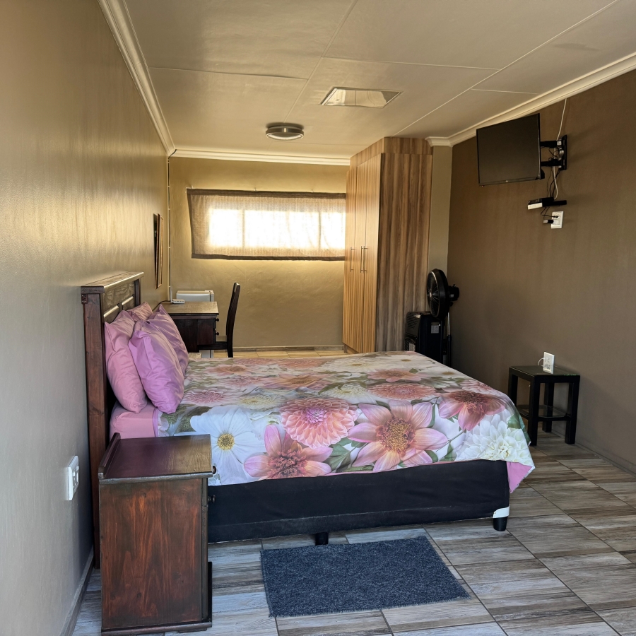 7 Bedroom Property for Sale in Model Park Mpumalanga