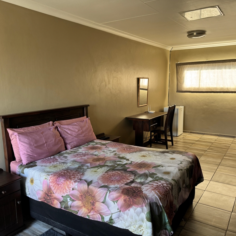 7 Bedroom Property for Sale in Model Park Mpumalanga