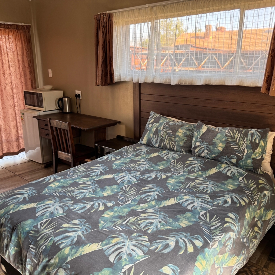 7 Bedroom Property for Sale in Model Park Mpumalanga
