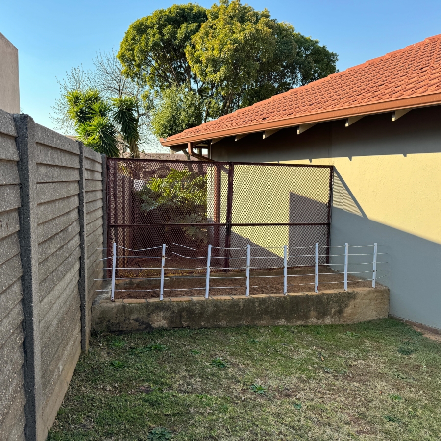 7 Bedroom Property for Sale in Model Park Mpumalanga