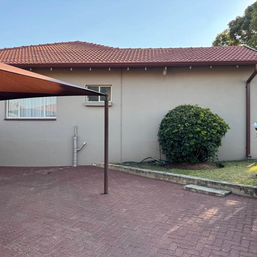 7 Bedroom Property for Sale in Model Park Mpumalanga