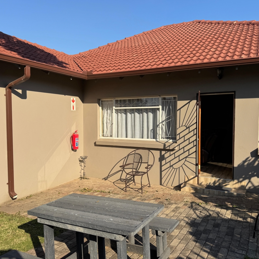7 Bedroom Property for Sale in Model Park Mpumalanga