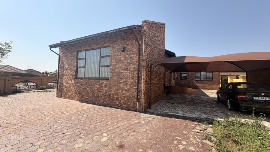 4 Bedroom Property for Sale in Kinross Mpumalanga
