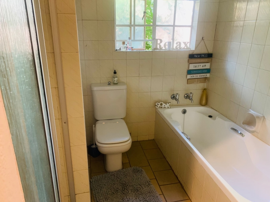 4 Bedroom Property for Sale in Ben Fleur Mpumalanga