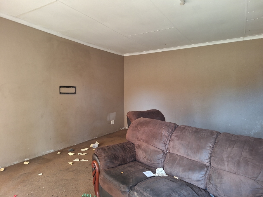5 Bedroom Property for Sale in Volksrust Mpumalanga