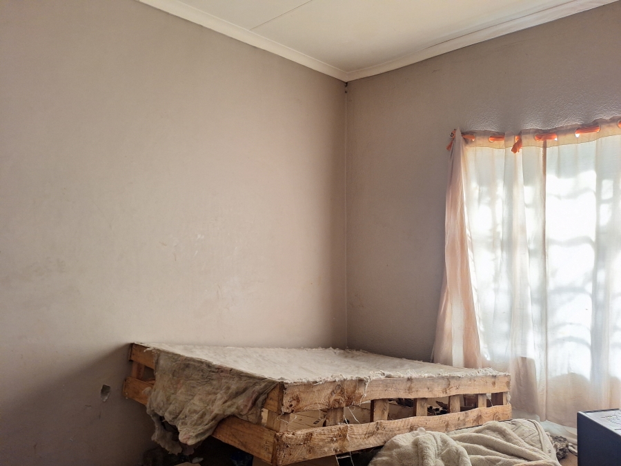 5 Bedroom Property for Sale in Volksrust Mpumalanga