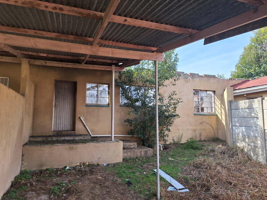 5 Bedroom Property for Sale in Volksrust Mpumalanga