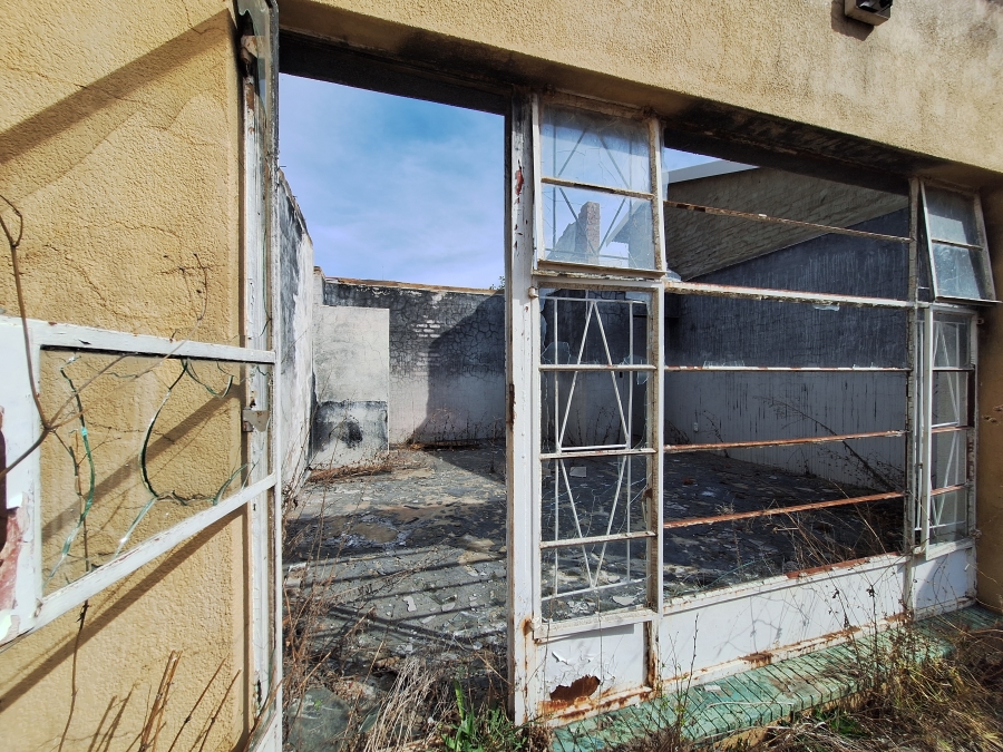 5 Bedroom Property for Sale in Volksrust Mpumalanga