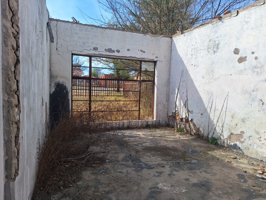 5 Bedroom Property for Sale in Volksrust Mpumalanga