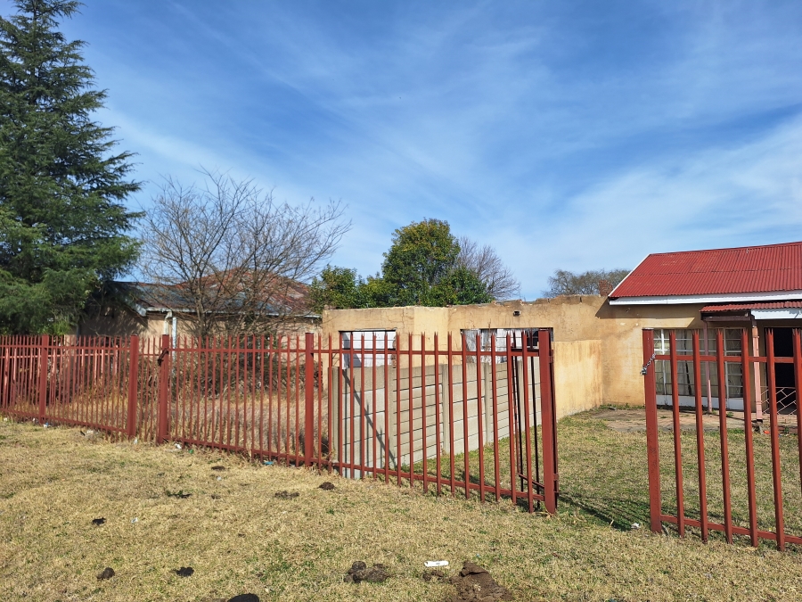5 Bedroom Property for Sale in Volksrust Mpumalanga