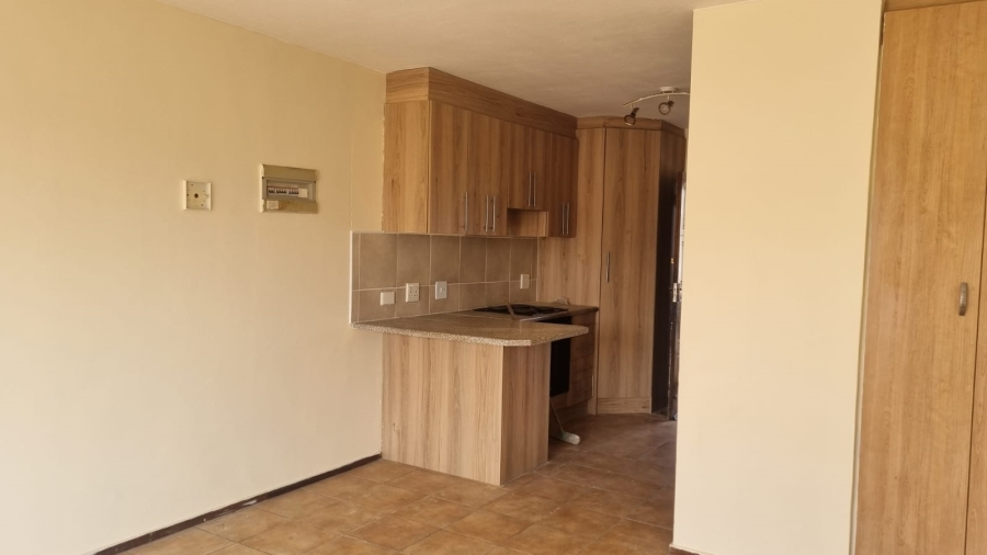 To Let 2 Bedroom Property for Rent in Reyno Ridge Mpumalanga