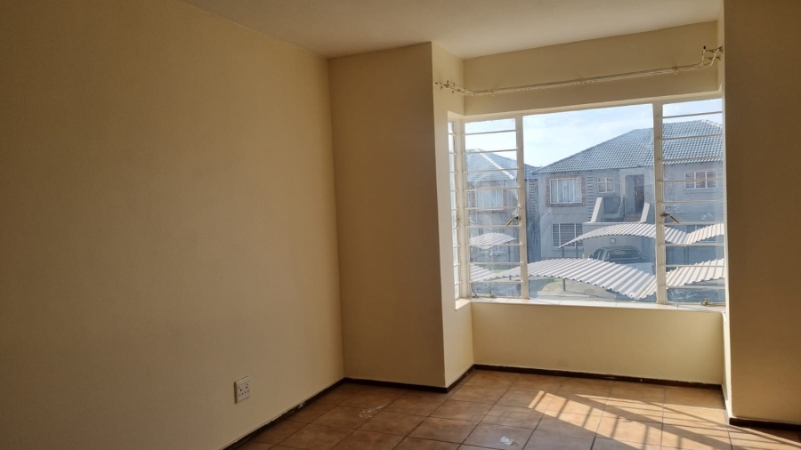 To Let 2 Bedroom Property for Rent in Reyno Ridge Mpumalanga
