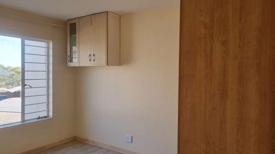 To Let 2 Bedroom Property for Rent in Reyno Ridge Mpumalanga