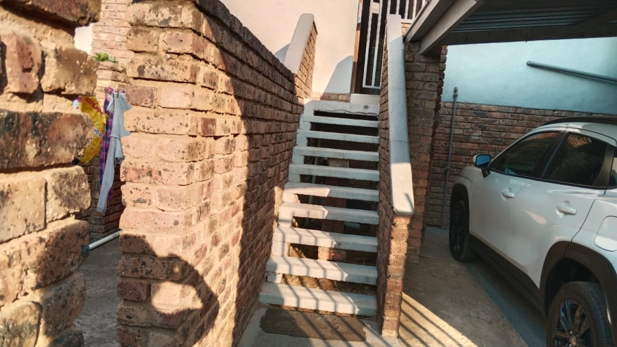2 Bedroom Property for Sale in Sonheuwel Ext 1 Mpumalanga