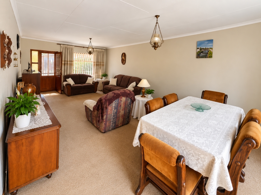 3 Bedroom Property for Sale in Cosmosrand Mpumalanga