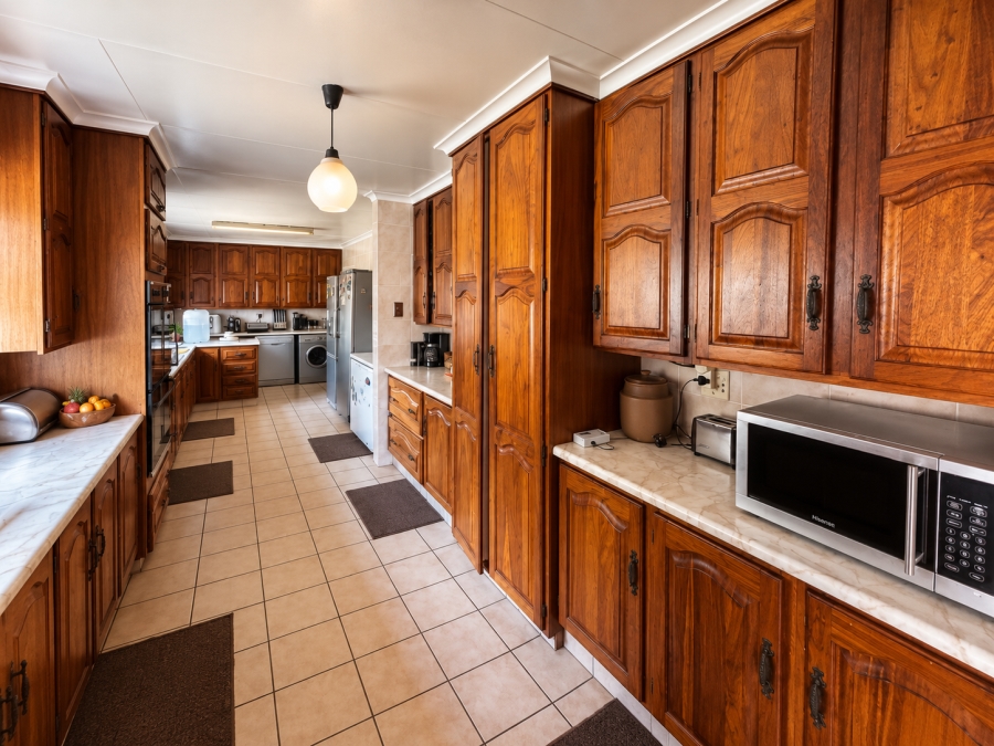 3 Bedroom Property for Sale in Cosmosrand Mpumalanga