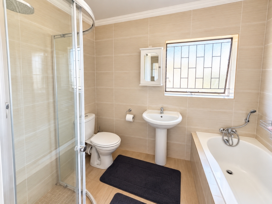 3 Bedroom Property for Sale in Cosmosrand Mpumalanga