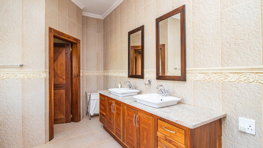4 Bedroom Property for Sale in Nelspruit Rural Mpumalanga
