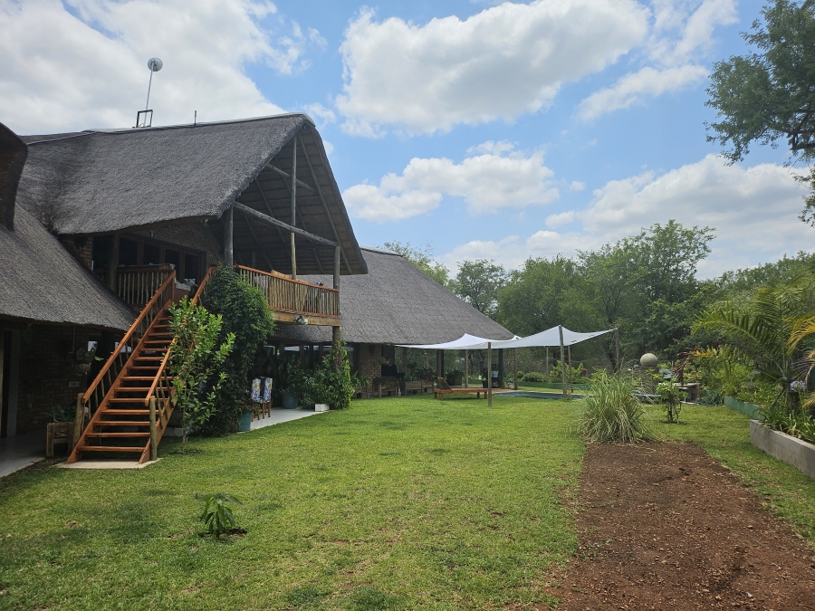5 Bedroom Property for Sale in Marloth Park Mpumalanga