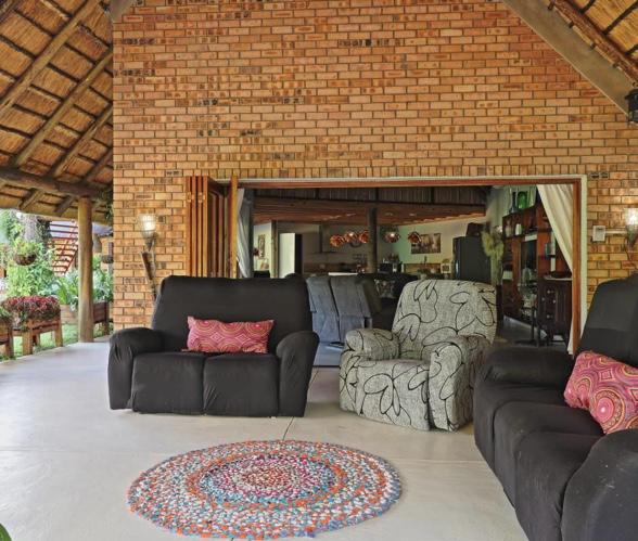 5 Bedroom Property for Sale in Marloth Park Mpumalanga