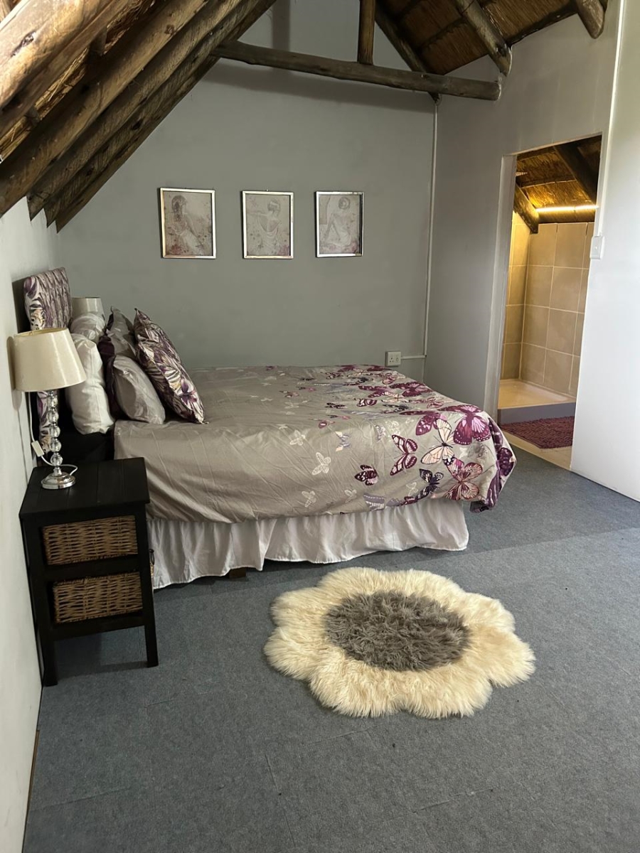5 Bedroom Property for Sale in Marloth Park Mpumalanga