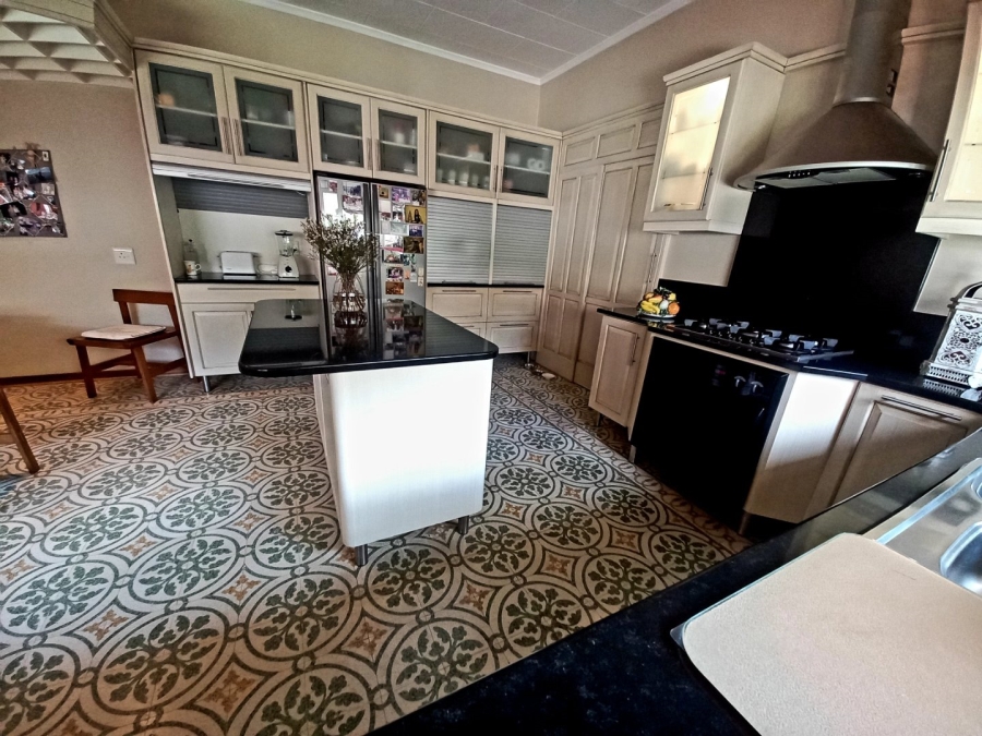 5 Bedroom Property for Sale in Barberton Mpumalanga
