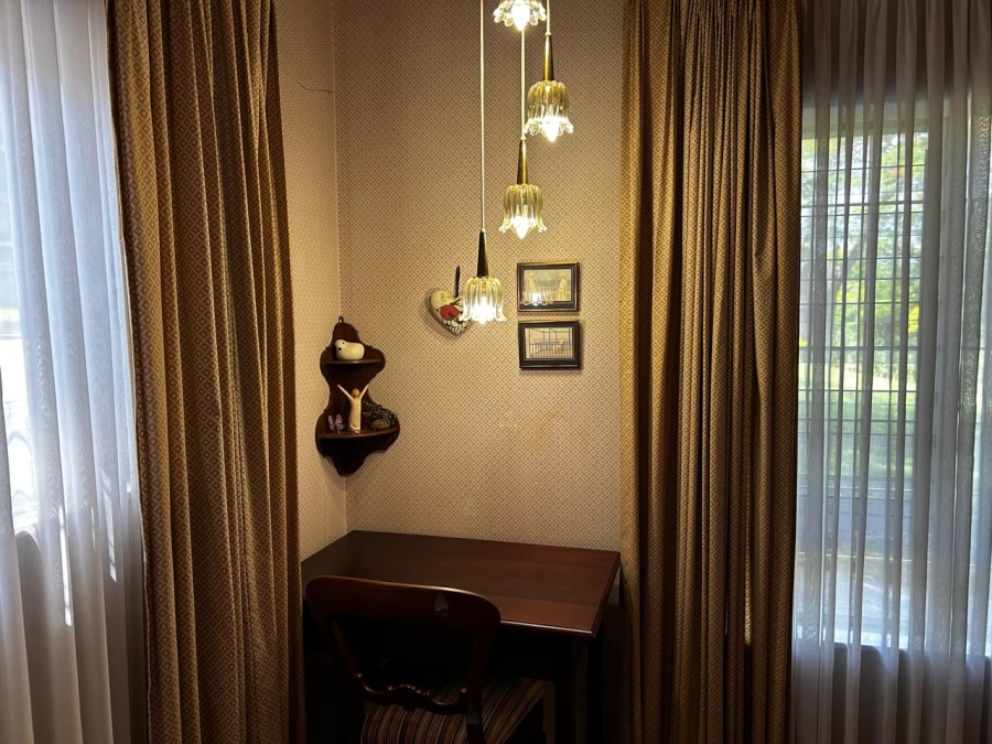5 Bedroom Property for Sale in Barberton Mpumalanga