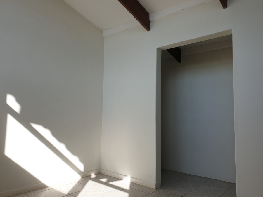 To Let 1 Bedroom Property for Rent in Nelspruit Ext 11 Mpumalanga