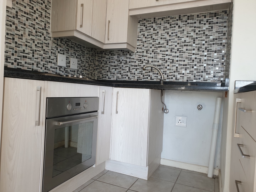 To Let 1 Bedroom Property for Rent in Nelspruit Ext 11 Mpumalanga