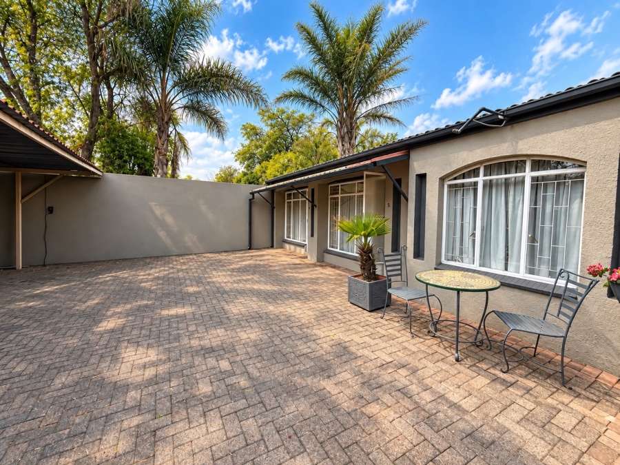 6 Bedroom Property for Sale in Secunda Mpumalanga