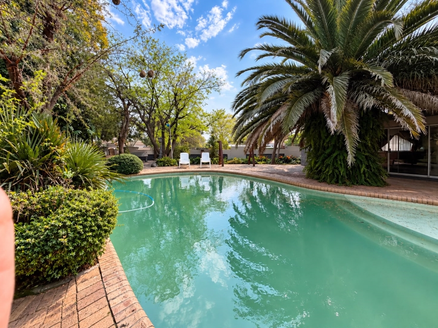 6 Bedroom Property for Sale in Secunda Mpumalanga