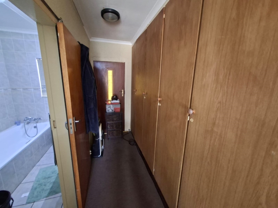 4 Bedroom Property for Sale in Kruinpark Mpumalanga